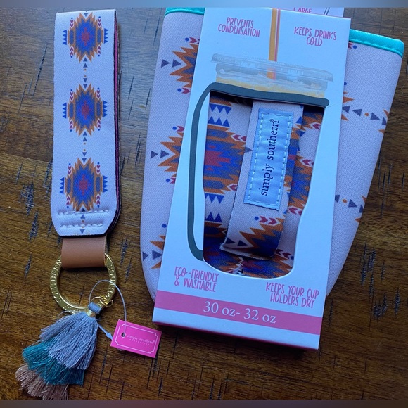 •NEW•Simply Southern Iced Drink Holder with Handle + Key Fob Keychain- ‘TRIBE’ - Picture 4 of 10